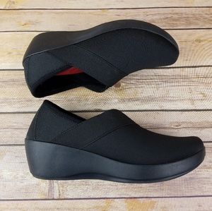 women's busy day stretch asymmetrical wedge